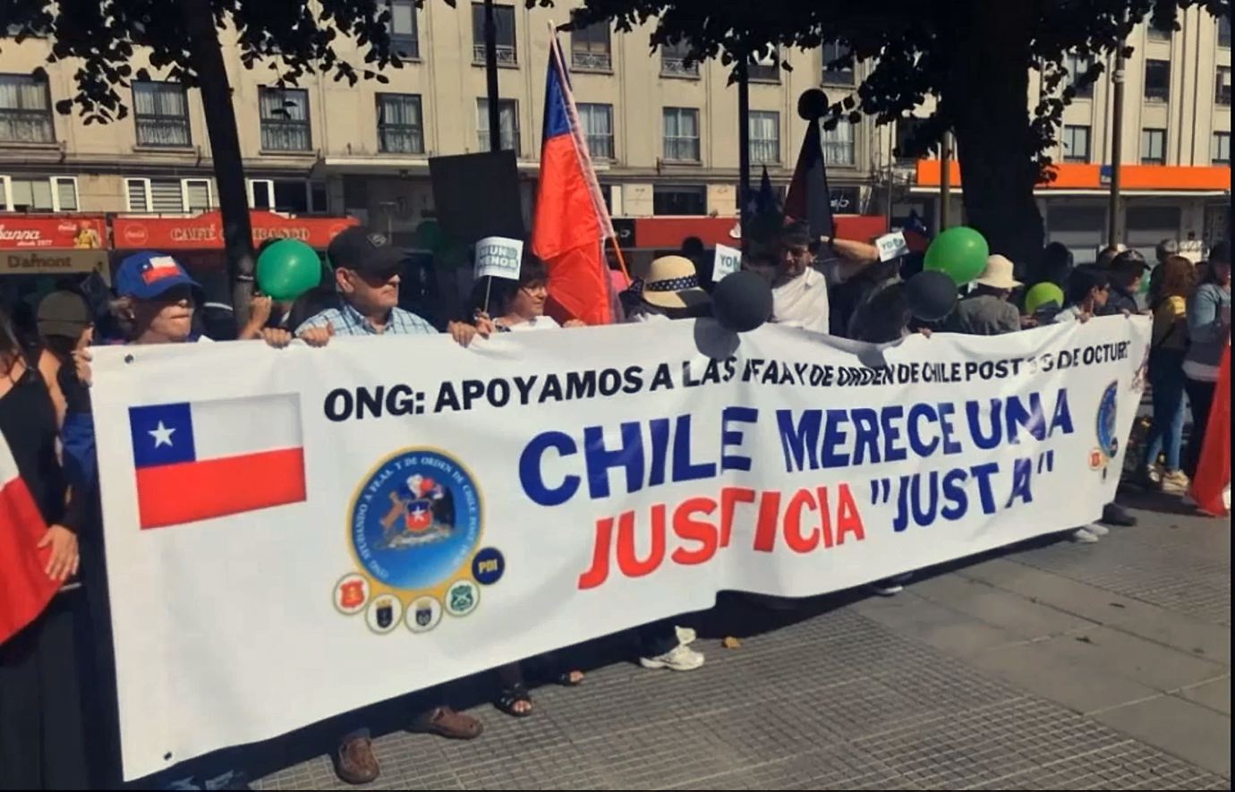 Lee más sobre el artículo Delegada de ONG Irene Salgado se manifiesta en apoyo a Carabineros de Chile en Concepción